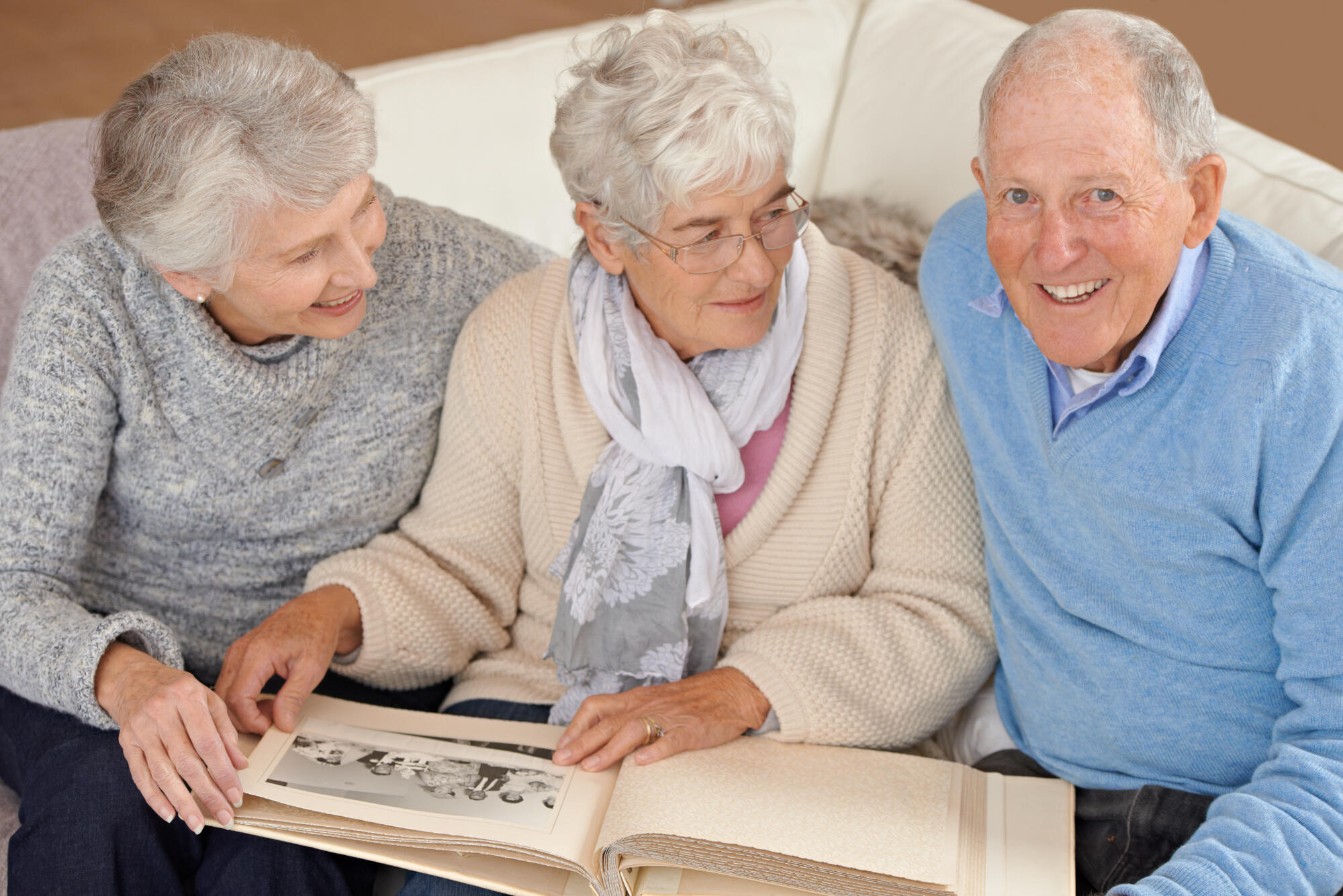 Senior Living in Auburn, AL That Encourages Learning Through Shared Experiences